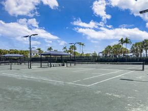 10752 Northbrook Cir, Palm Beach Gardens FL 33412