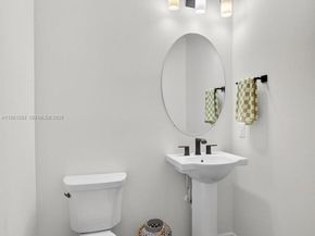 10752 Northbrook Cir, Palm Beach Gardens FL 33412