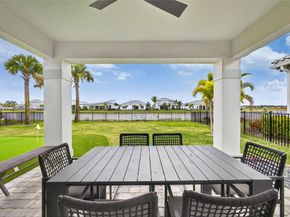 10752 Northbrook Cir, Palm Beach Gardens FL 33412