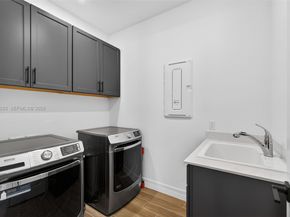 10752 Northbrook Cir, Palm Beach Gardens FL 33412