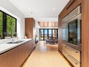 1277 N Venetian Way, Miami FL 33139