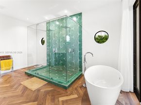 1277 N Venetian Way, Miami FL 33139