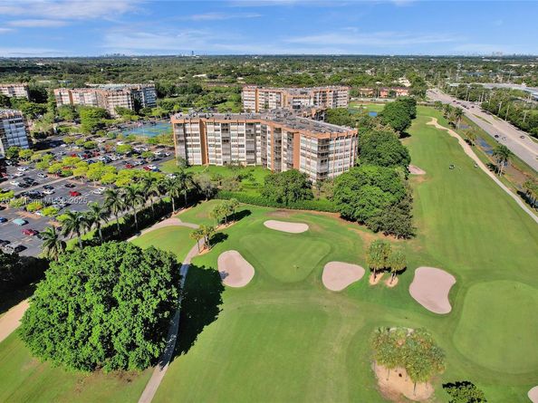 1100 Saint Charles Pl 703, Pembroke Pines FL 33026