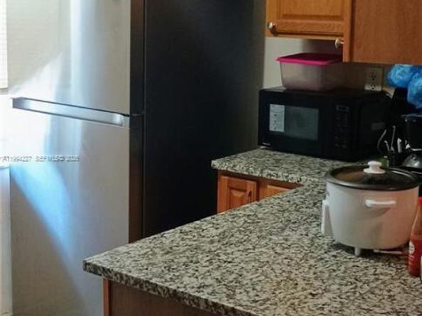 821 SW 11th St, Miami FL 33129