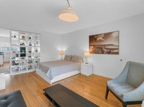 8080 Tatum Waterway Dr 25, Miami Beach FL 33141