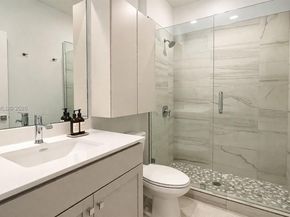 181 SW 170th Ave, Pembroke Pines FL 33027
