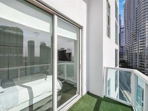 41 SE 5th St 1116, Miami FL 33131