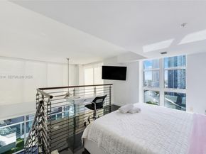41 SE 5th St 1116, Miami FL 33131