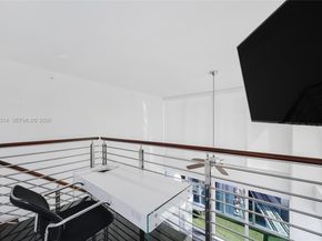 41 SE 5th St 1116, Miami FL 33131