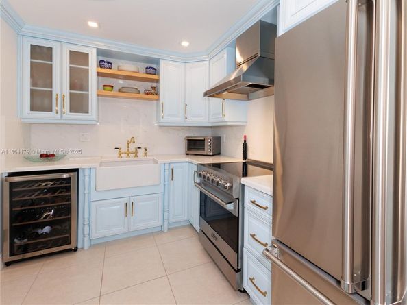 625 Biltmore Way 203, Coral Gables FL 33134