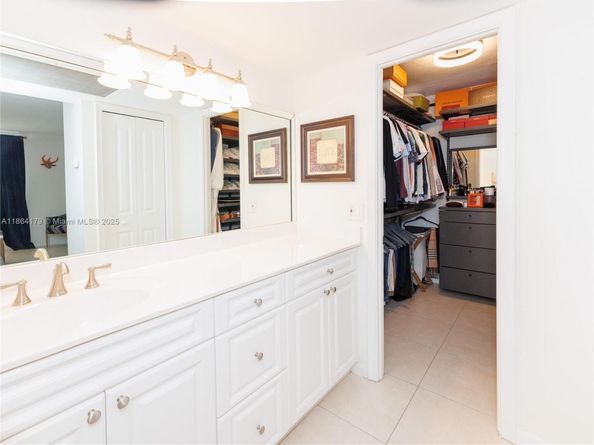 625 Biltmore Way 203, Coral Gables FL 33134