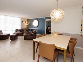 625 Biltmore Way 203, Coral Gables FL 33134