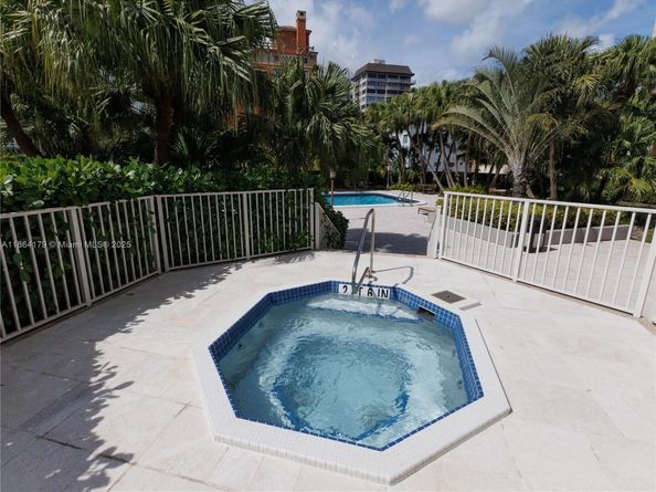 625 Biltmore Way 203, Coral Gables FL 33134
