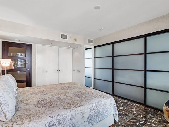 5875 Collins Ave 1503, Miami Beach FL 33140