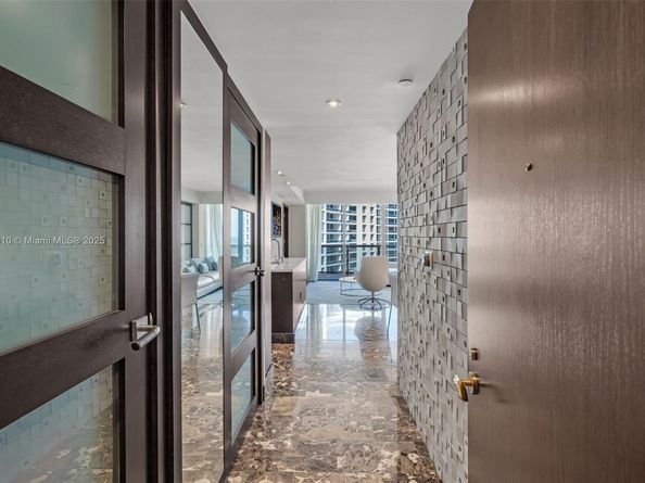5875 Collins Ave 1503, Miami Beach FL 33140