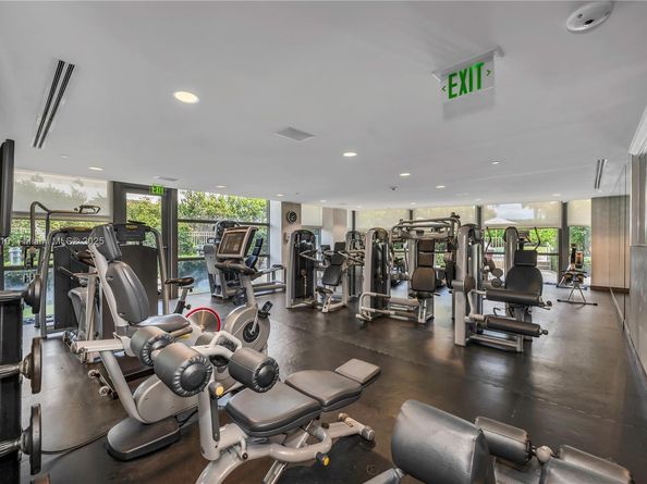 5875 Collins Ave 1503, Miami Beach FL 33140
