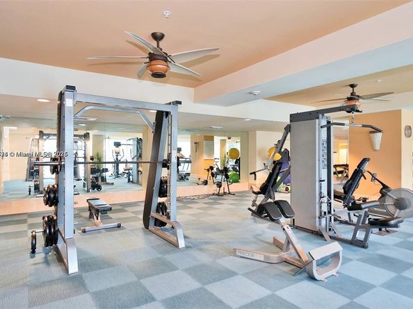 1945 S Ocean Dr 401, Hallandale Beach FL 33009
