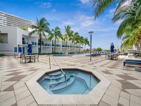 1945 S Ocean Dr 401, Hallandale Beach FL 33009