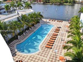 1945 S Ocean Dr 401, Hallandale Beach FL 33009