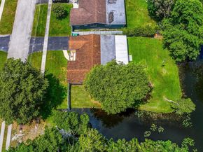 5320 SW 88th Ter, Cooper City FL 33328