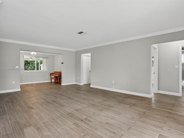5320 SW 88th Ter, Cooper City FL 33328