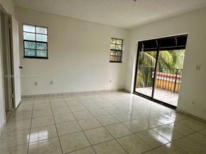 2582 W 56th St 201, Hialeah FL 33016