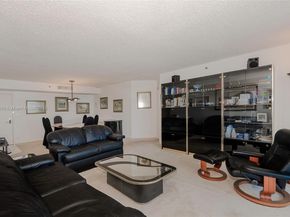 Undisclosed Address #A11789950, Aventura FL 33180
