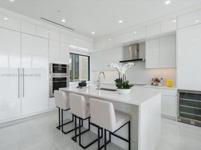 4008 NE 167th St 6, North Miami Beach FL 33160