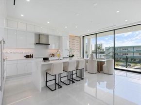 4008 NE 167th St 6, North Miami Beach FL 33160