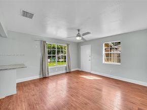 6210 SW 38th St, Davie FL 33314