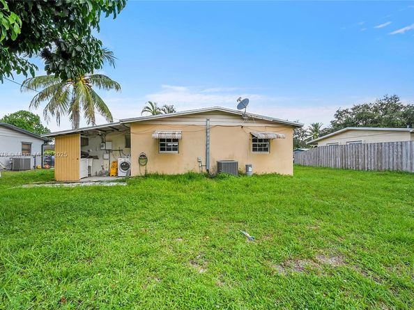 6210 SW 38th St, Davie FL 33314
