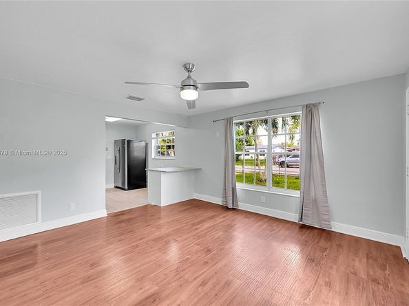 6210 SW 38th St, Davie FL 33314