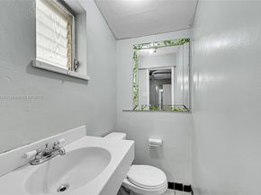 6210 SW 38th St, Davie FL 33314