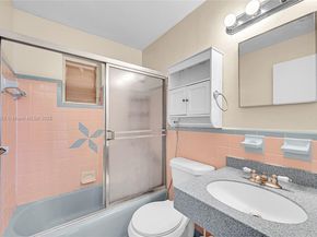 6210 SW 38th St, Davie FL 33314