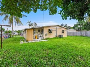 6210 SW 38th St, Davie FL 33314