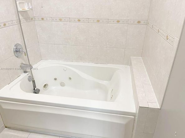 5079 SW 140th Ter, Miramar FL 33027