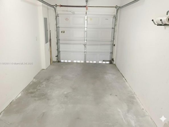 5079 SW 140th Ter, Miramar FL 33027