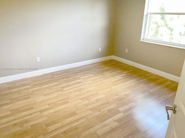 5079 SW 140th Ter, Miramar FL 33027