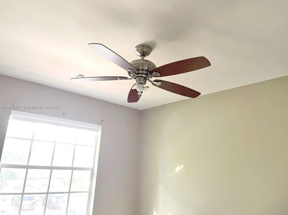 5079 SW 140th Ter, Miramar FL 33027