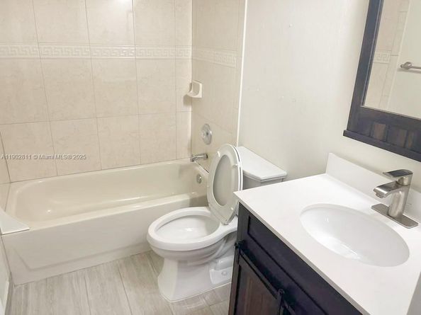 5079 SW 140th Ter, Miramar FL 33027