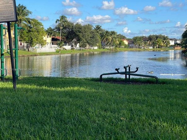 5079 SW 140th Ter, Miramar FL 33027