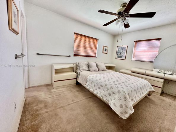 1145 SW 96th Ave, Miami FL 33174