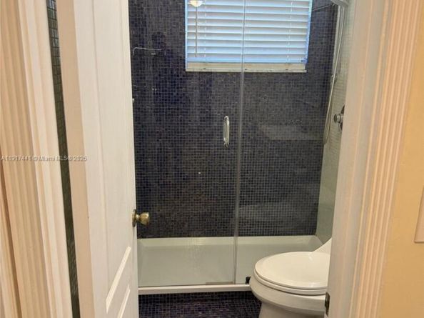 765 SW 101st Ct Cir, Miami FL 33174