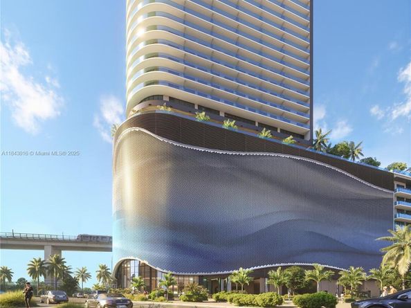 690 SW 1 Avenue 1703, Miami FL 33130