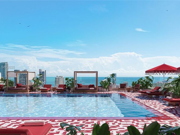 690 SW 1 Avenue 1703, Miami FL 33130