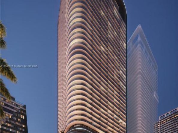 690 SW 1 Avenue 1703, Miami FL 33130