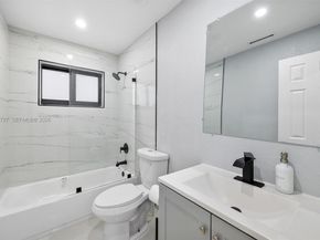 14760 S Spur Dr, Miami FL 33161