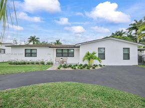 14760 S Spur Dr, Miami FL 33161
