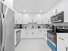 14760 S Spur Dr, Miami FL 33161