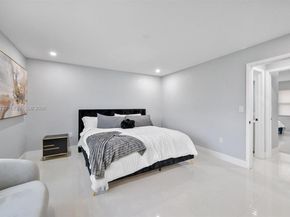 14760 S Spur Dr, Miami FL 33161